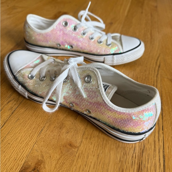 Converse All Star Opaque Sequin White Sneakers in Size 8 - Picture 4 of 9